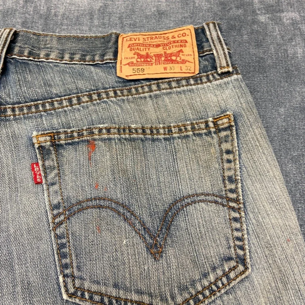 Levi's 559 Jeans Mens 33x32 Blue Denim All Day Comfort Relaxed Fit Straight Leg